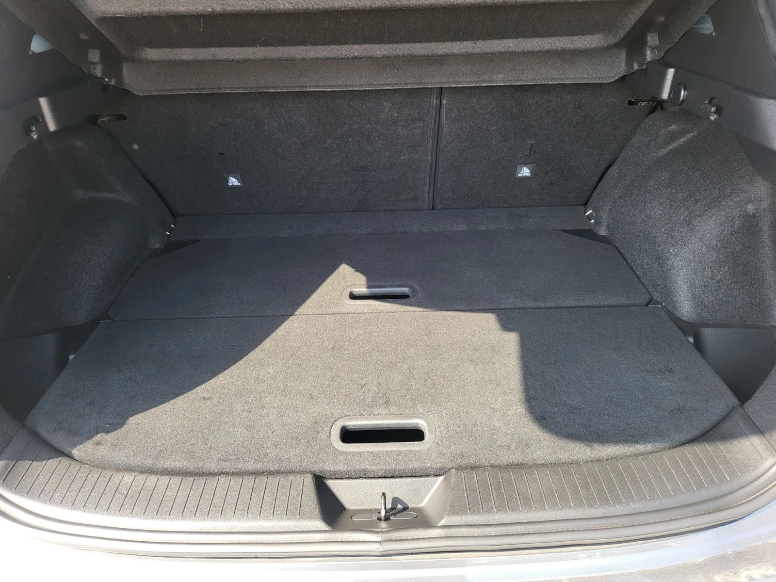 Nissan Qashqai 1.3 MILD Hybrid ACENTA. 360 Kamera.Navi.Led, снимка 16 - Автомобили и джипове - 55698661