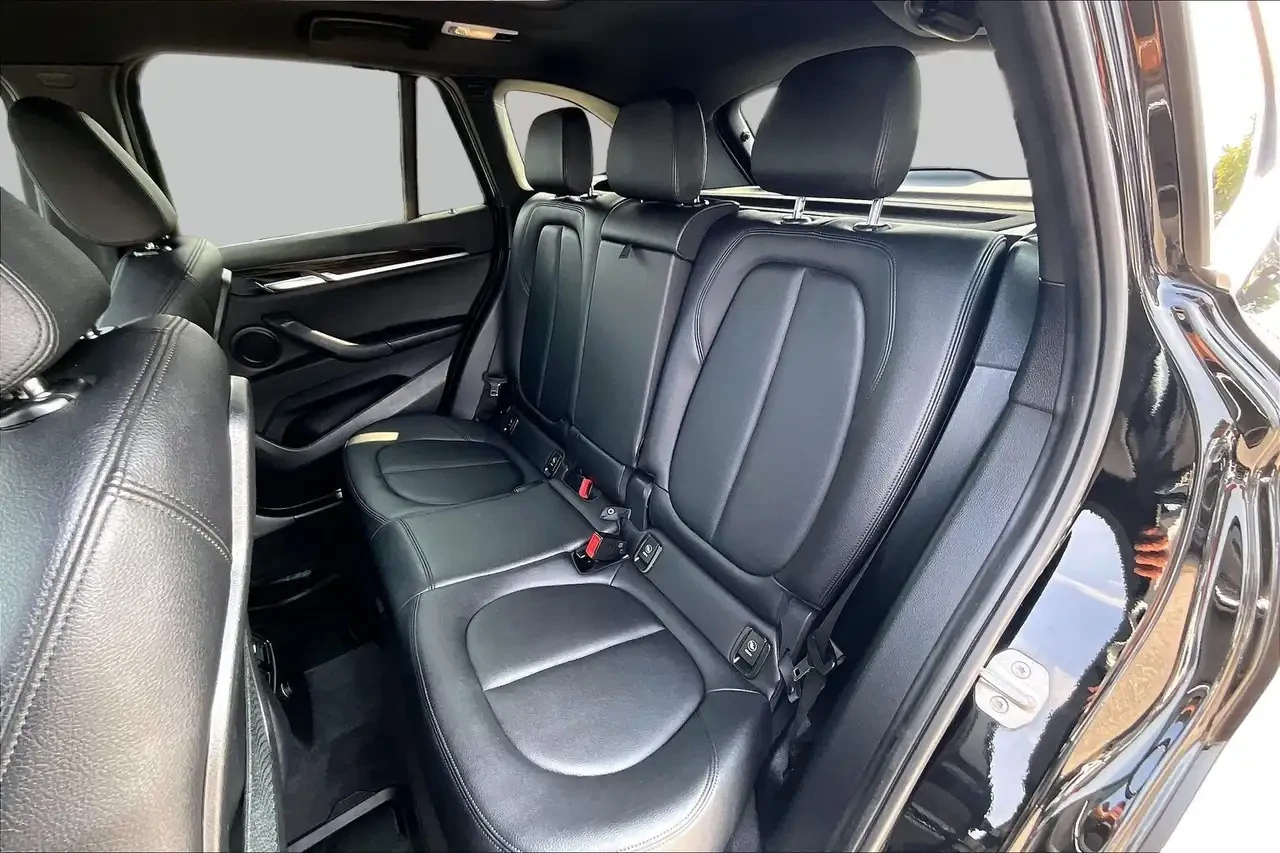 BMW X1, снимка 10 - Автомобили и джипове - 56226876