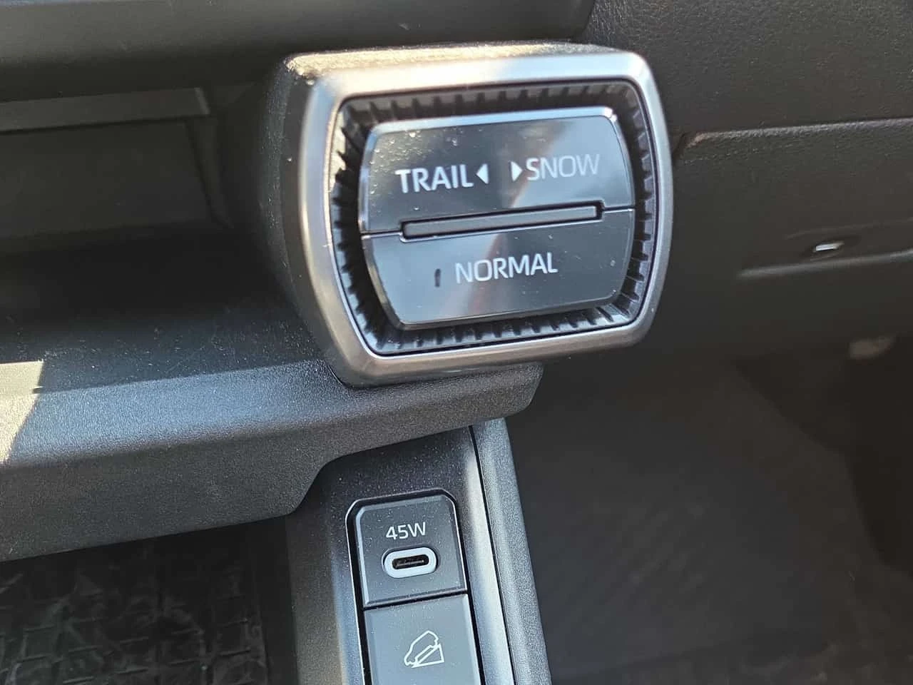 Toyota Rav4 XSE AWD / 360 / Jbl / Carfax / ����������  | Mobile.bg � ����������� 12