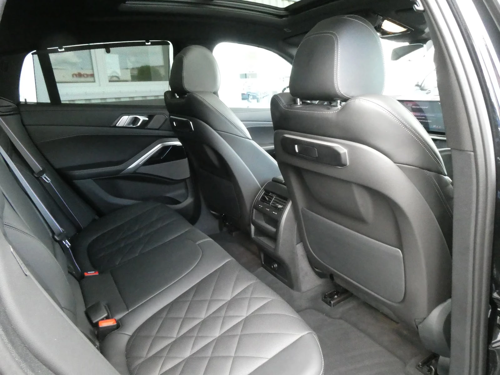 BMW X6 40i/xDrive/M-SPORT PRO/360/HUD/PANO/ | Mobile.bg � ����������� 11