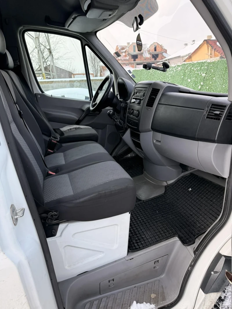 VW Crafter, снимка 6 - Бусове и автобуси - 53531770