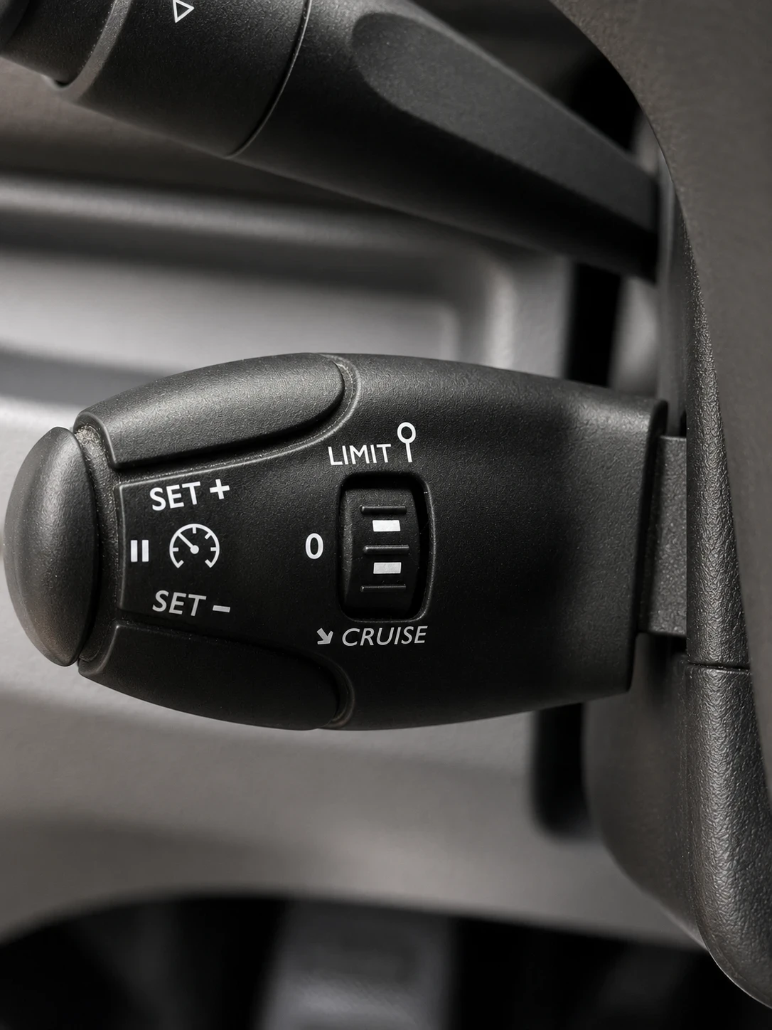 Peugeot Expert 2.0 HDI:: НОВ 29000КМ::6 СКОРОСТИ::3МЕСТЕН::, снимка 11 - Бусове и автобуси - 55423044