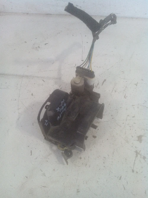 Брава врата предна дясна Фиат Пунто