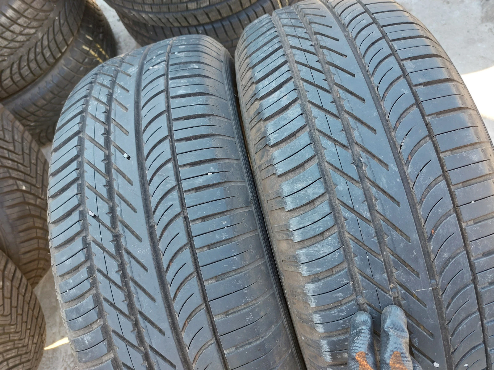 ���� 235/65R17 | Mobile.bg � ����������� 1