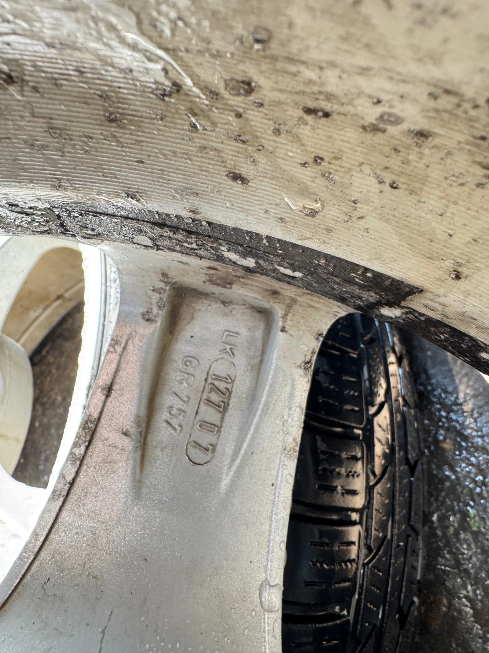 ���� � ������ 225/65R17 | Mobile.bg � ����������� 5