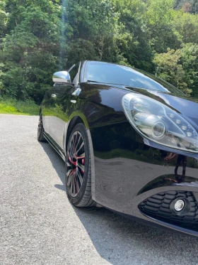 Alfa Romeo Giulietta Quadrifoglio, снимка 5