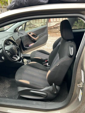 Peugeot 208, снимка 11