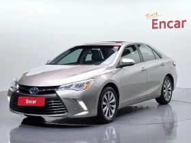 Toyota Camry HYBRID XLE