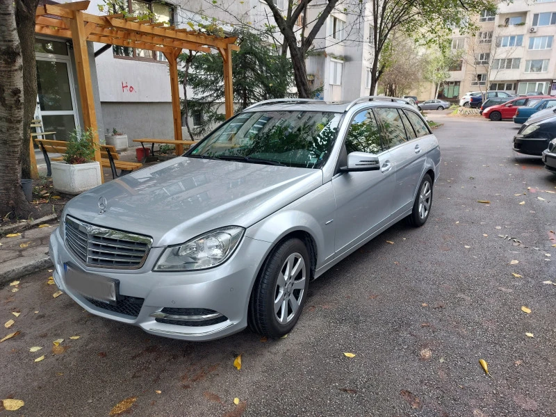 Mercedes-Benz C 180 Elegance, снимка 2 - Автомобили и джипове - 47293216