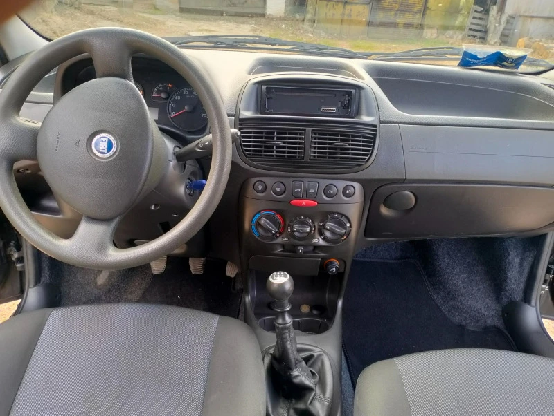 Fiat Punto, снимка 8 - Автомобили и джипове - 47948573