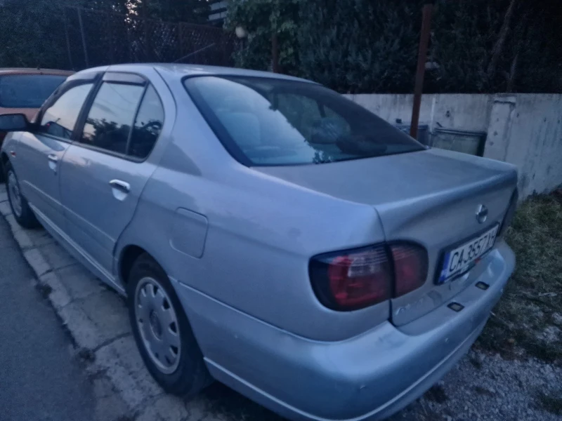 Nissan Primera, снимка 2 - Автомобили и джипове - 47071179