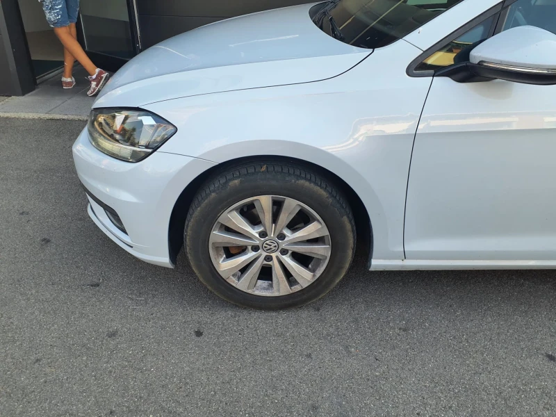 VW Golf 105ps NAVI , снимка 2 - Автомобили и джипове - 47293271