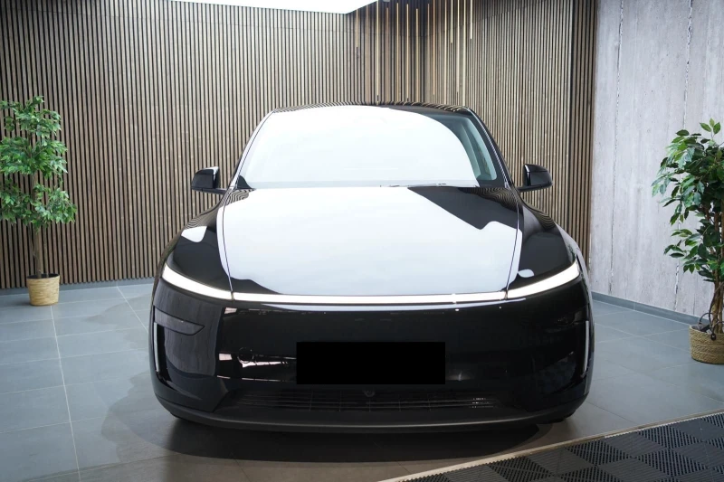 Tesla Model Y LR LAUNCH SERIES PANO NAVI 360 CAMERA , снимка 2 - Автомобили и джипове - 51508550