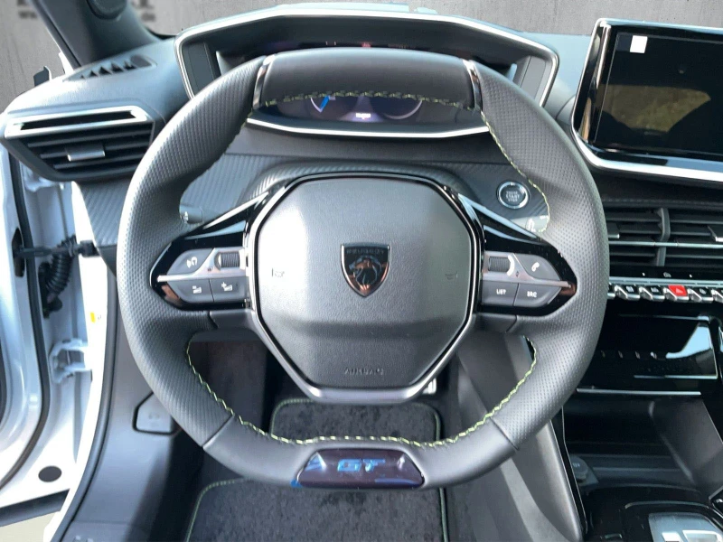 Peugeot 2008 GT156/MASSAGE/156HP/AMBI/H&B/KEYLESS/110f, снимка 12 - Автомобили и джипове - 50561267