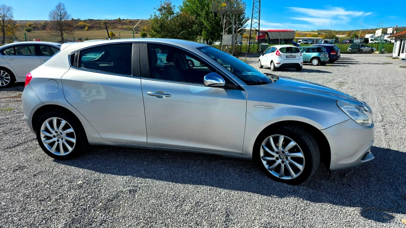Alfa Romeo Giulietta 1.4 TURBO - E 6B, снимка 5 - Автомобили и джипове - 52709495