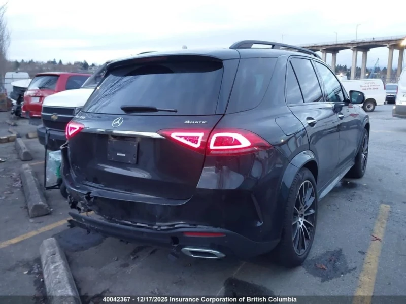 Mercedes-Benz GLE 450 * 4MATIC * CARFAX * БЕЗ ПЪРВОНАЧАЛНА ВНОСКА, снимка 4 - Автомобили и джипове - 52921200