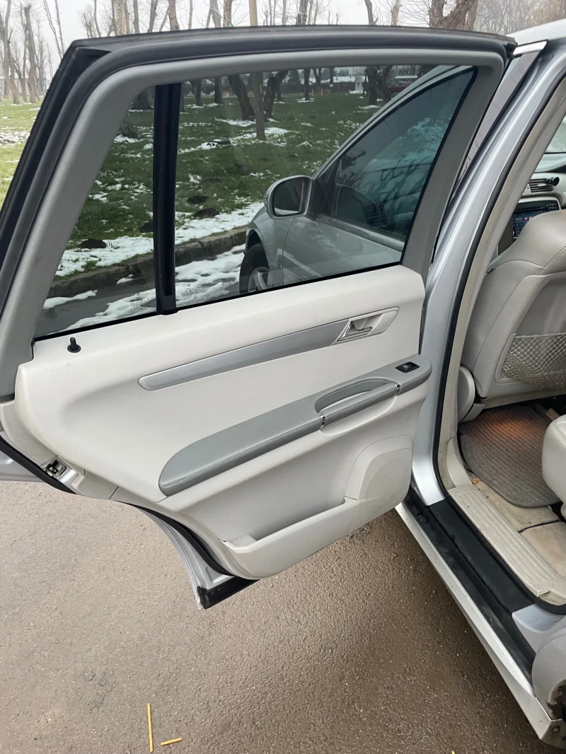 Mercedes-Benz R 320 R320 cdi 7 места, снимка 8 - Автомобили и джипове - 53222617