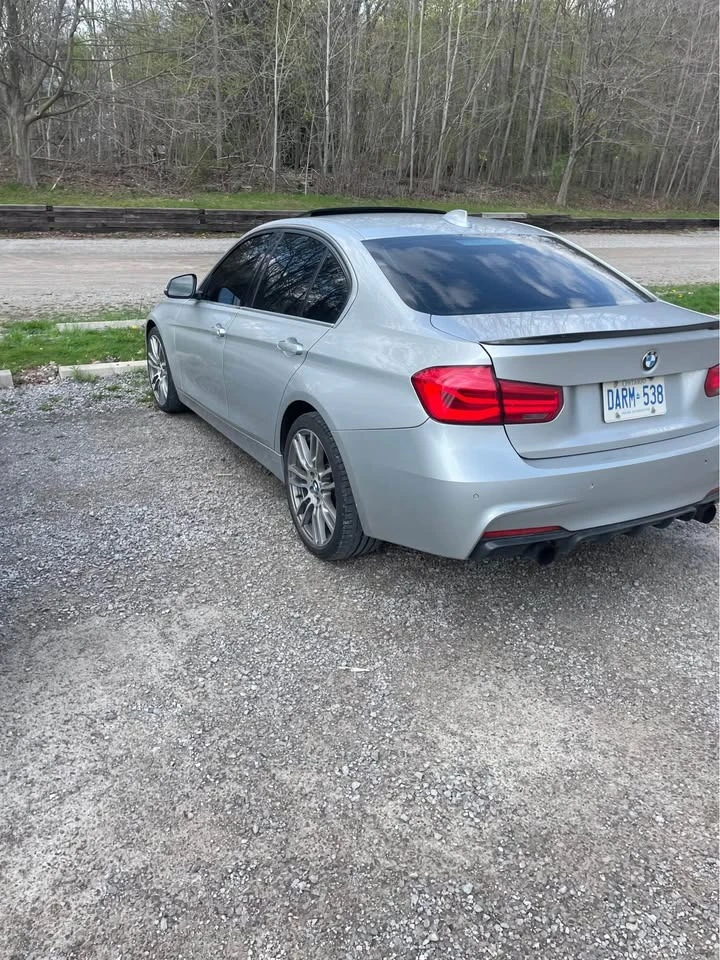 BMW 335 i* M-PACK* CARPLAY* AMBIENT* STAGE1* CARFAX* , снимка 2 - Автомобили и джипове - 52846417