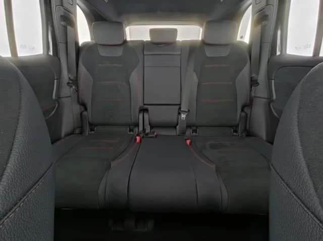 Mercedes-Benz EQB 300 4-MATIC/AMG/FACELIFT/NIGHT/LED/CAMERA/, снимка 9 - Автомобили и джипове - 53914944