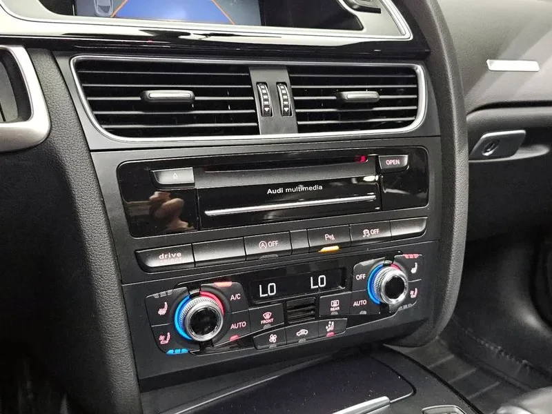 Audi A5 2.0 TDI Quattro, снимка 15 - Автомобили и джипове - 55032161