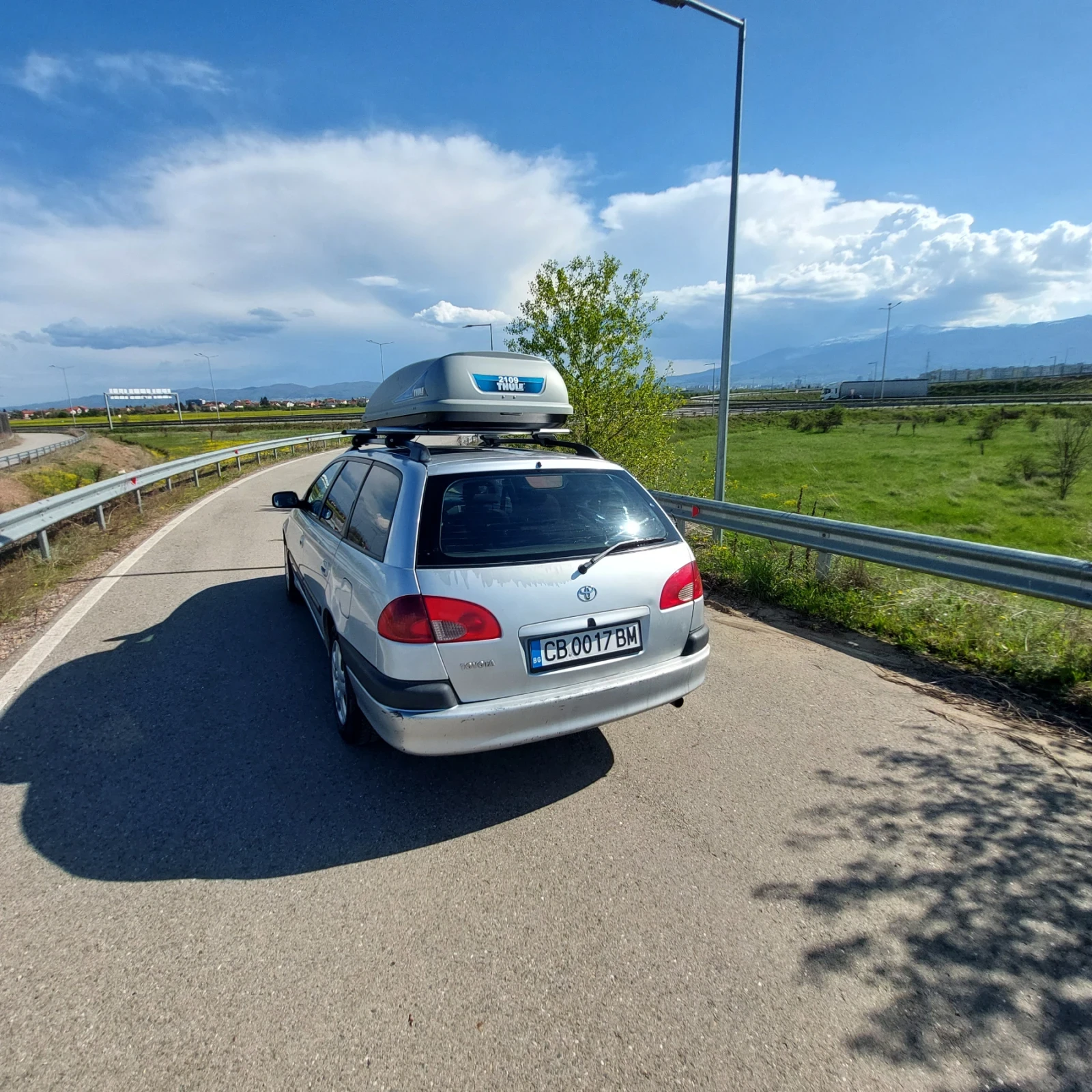 Toyota Avensis Т 22 - изображение 9