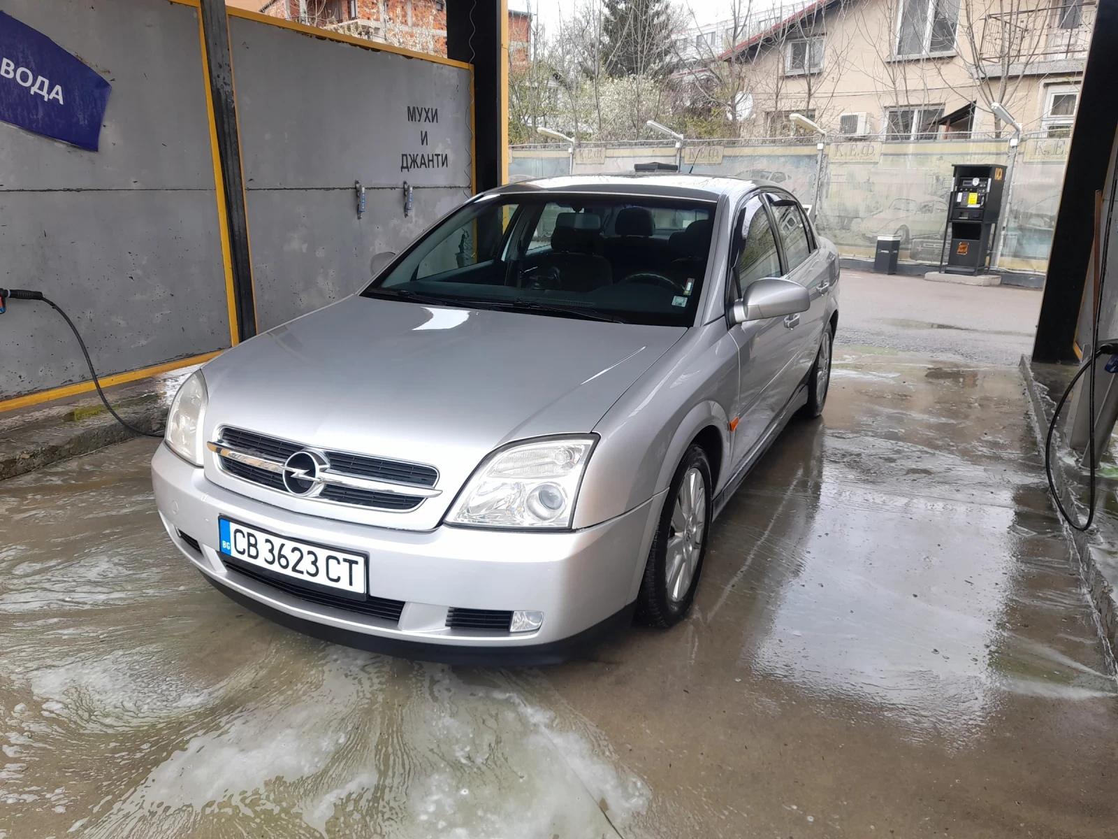 Opel Vectra 2.2i 16v 147кс - изображение 2