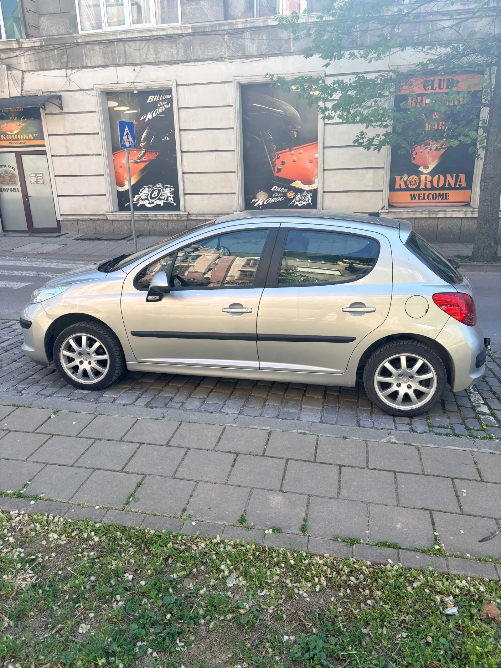 Peugeot 207, снимка 11 - Автомобили и джипове - 53495603