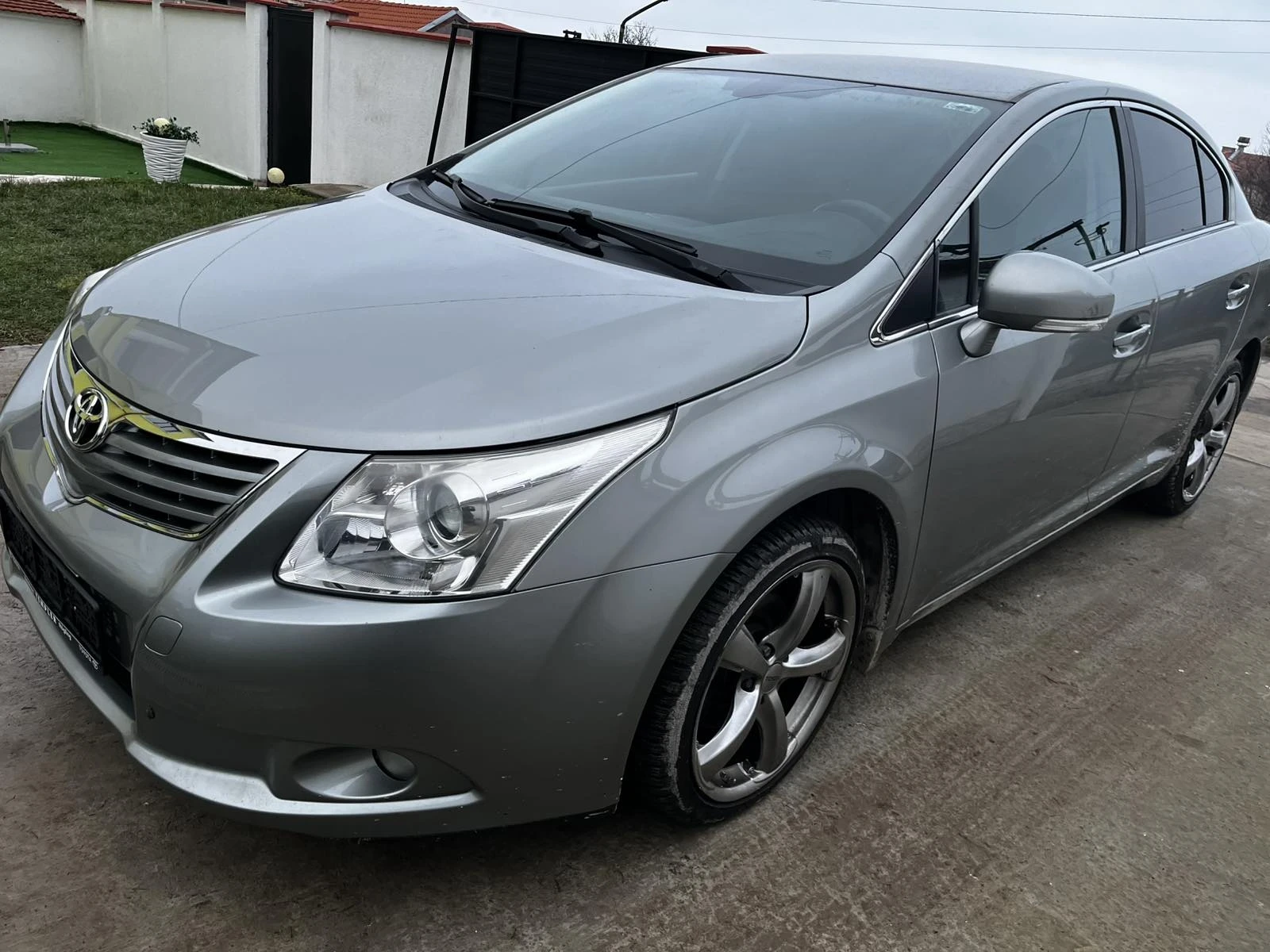 Toyota Avensis 1.8 171000km - изображение 6