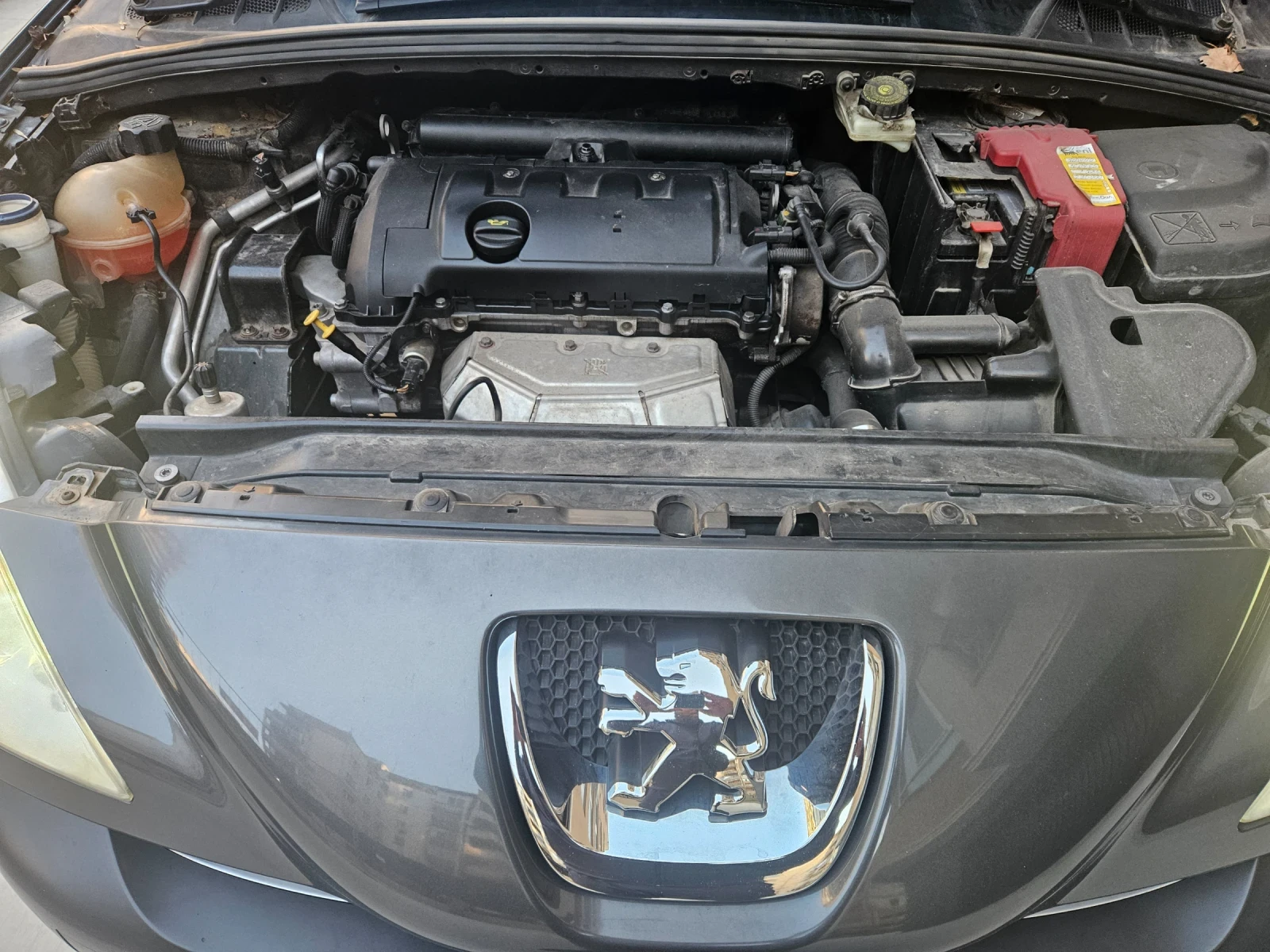 Peugeot 308 1.6 16 V, снимка 10 - Автомобили и джипове - 53816866