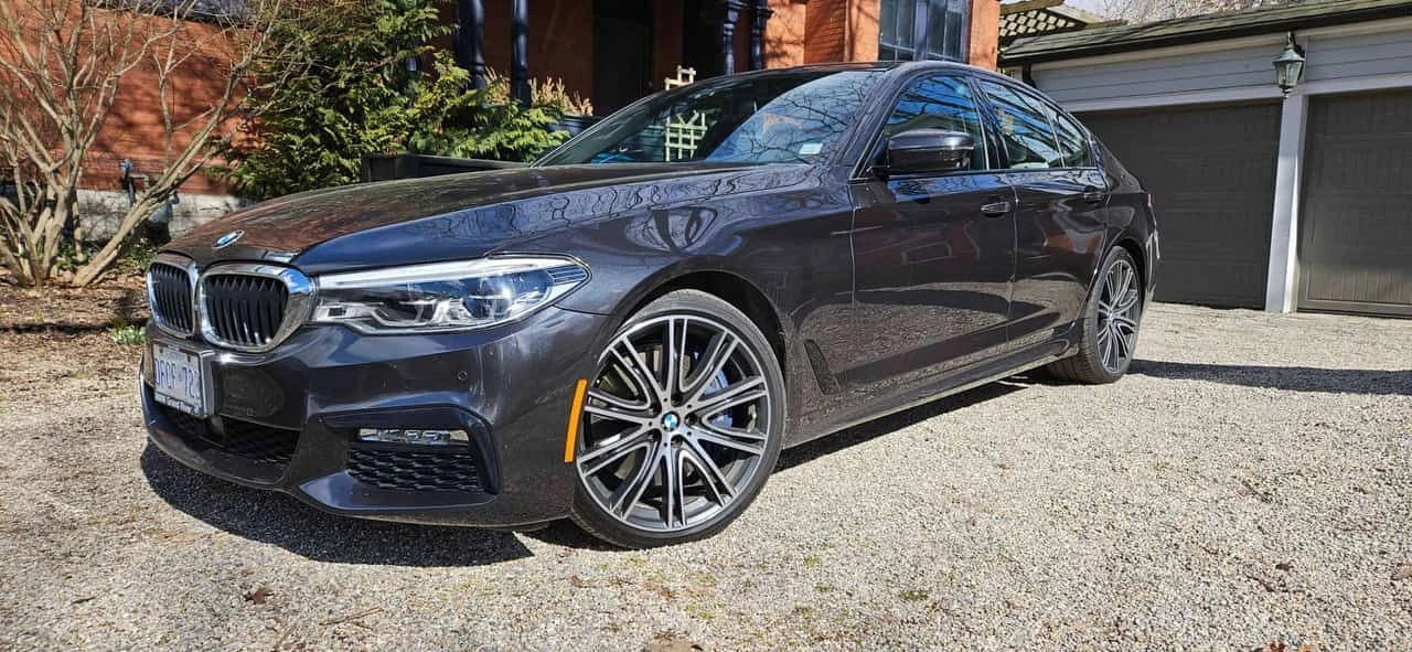 BMW 540 * xDrive * CARFAX * ДИСТРОНИК * ОБДУВХАНЕ * КАМЕРА, снимка 7 - Автомобили и джипове - 54009284