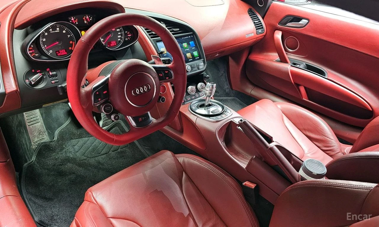 Audi R8, снимка 8 - Автомобили и джипове - 54376667