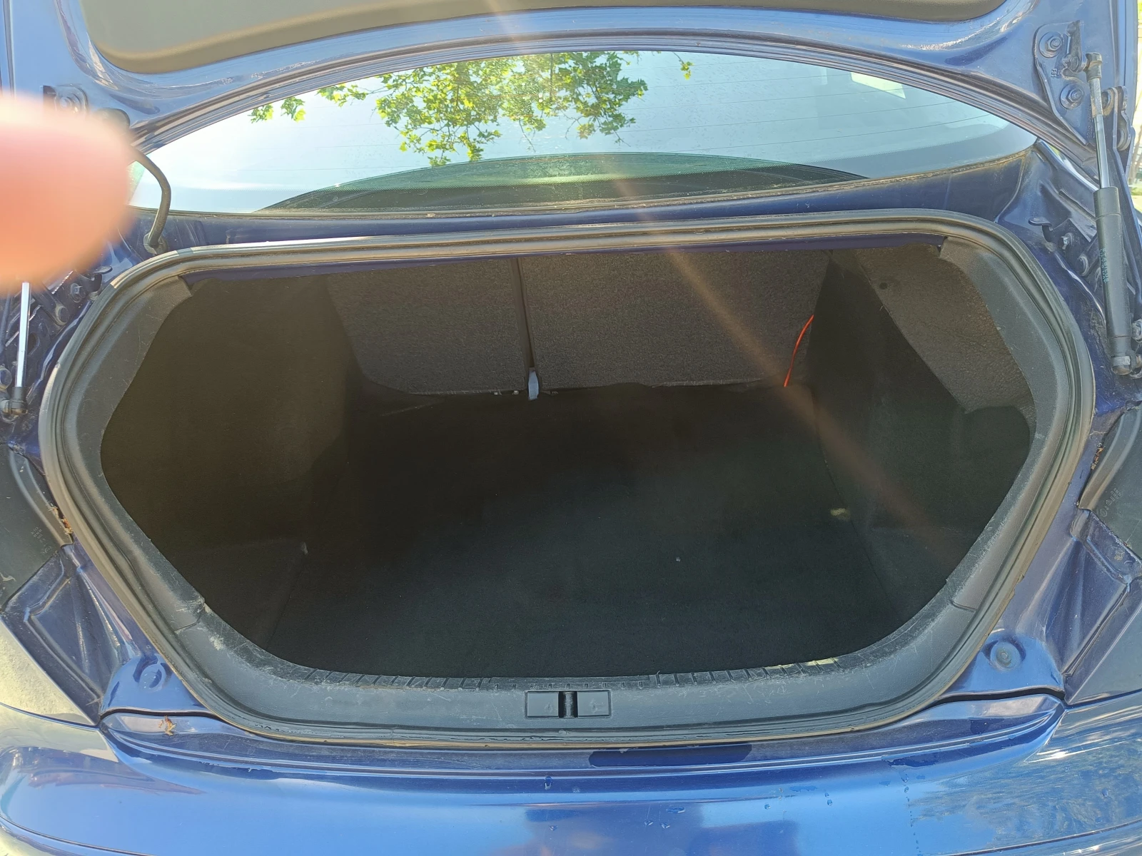 Seat Cordoba 1.4 BARTER 75, снимка 12 - Автомобили и джипове - 54689066