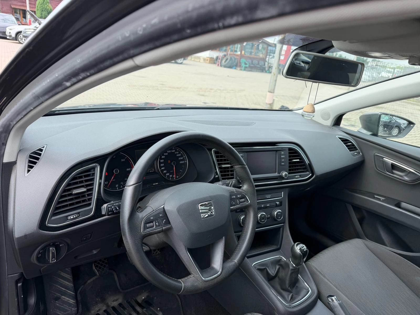 Seat Leon 2.0TDI PANORAMA/NAVI EURO 5, снимка 11 - Автомобили и джипове - 55030911