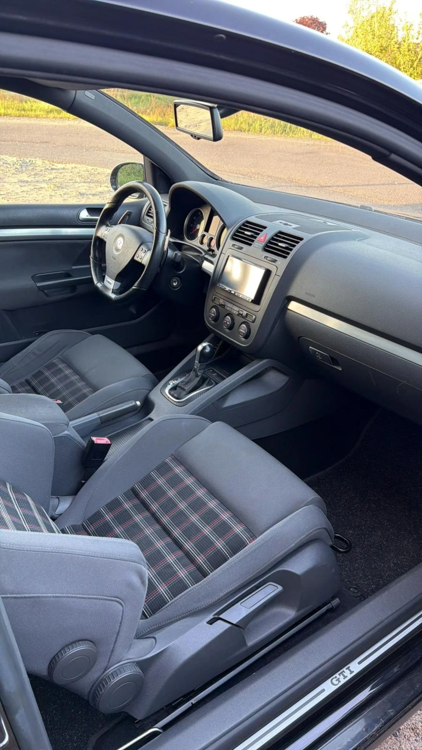 VW Golf GTI DSG, снимка 11 - Автомобили и джипове - 55069803