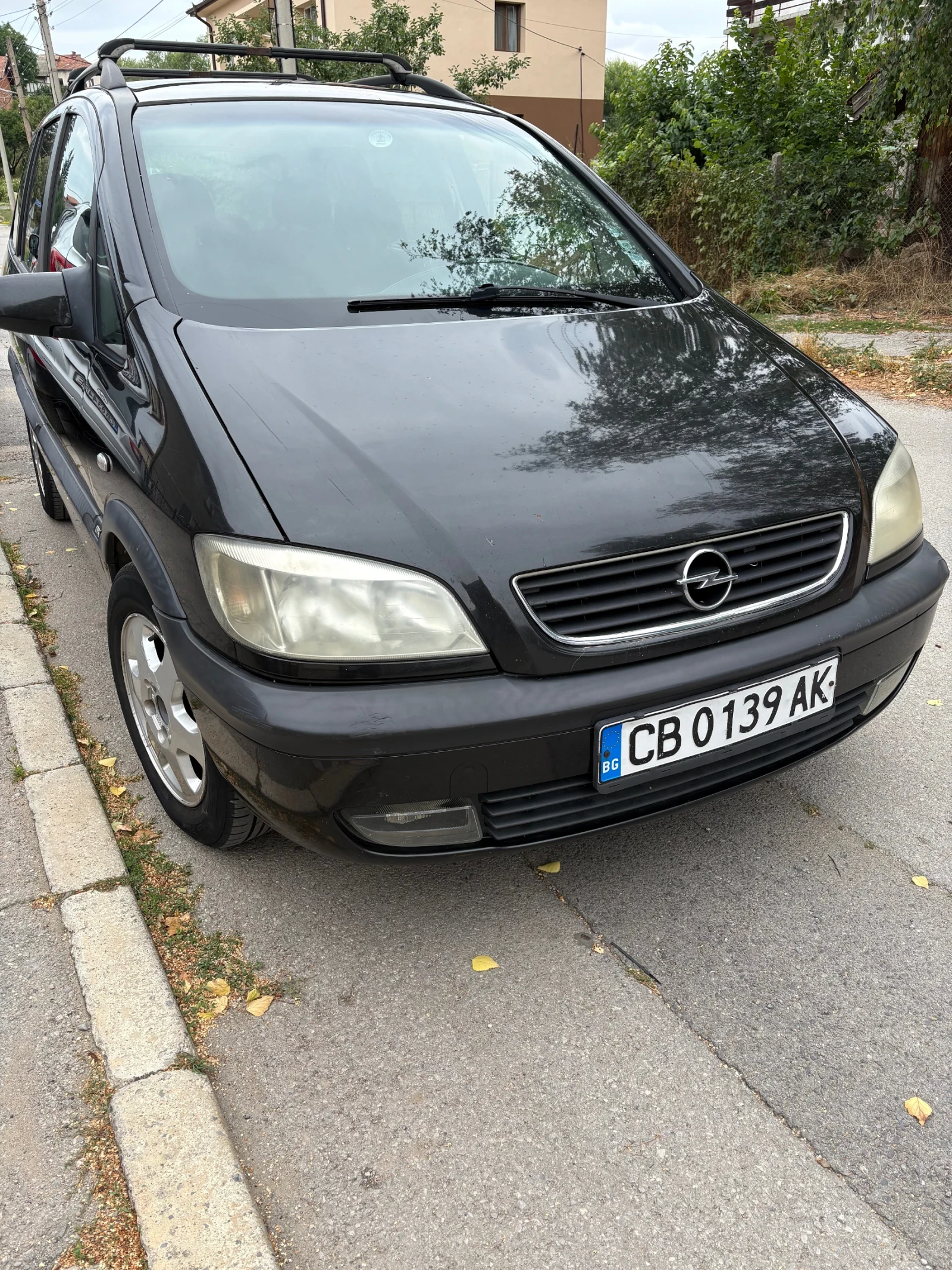 Opel Zafira Бензин/Газ, снимка 2 - Автомобили и джипове - 55404352