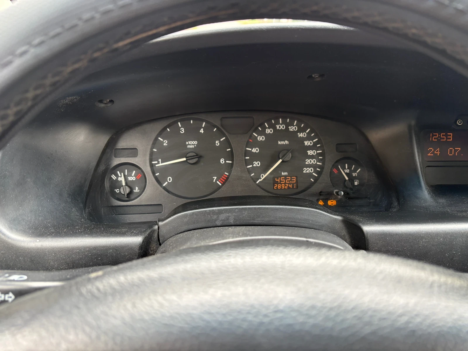 Opel Zafira Бензин/Газ, снимка 4 - Автомобили и джипове - 55404352