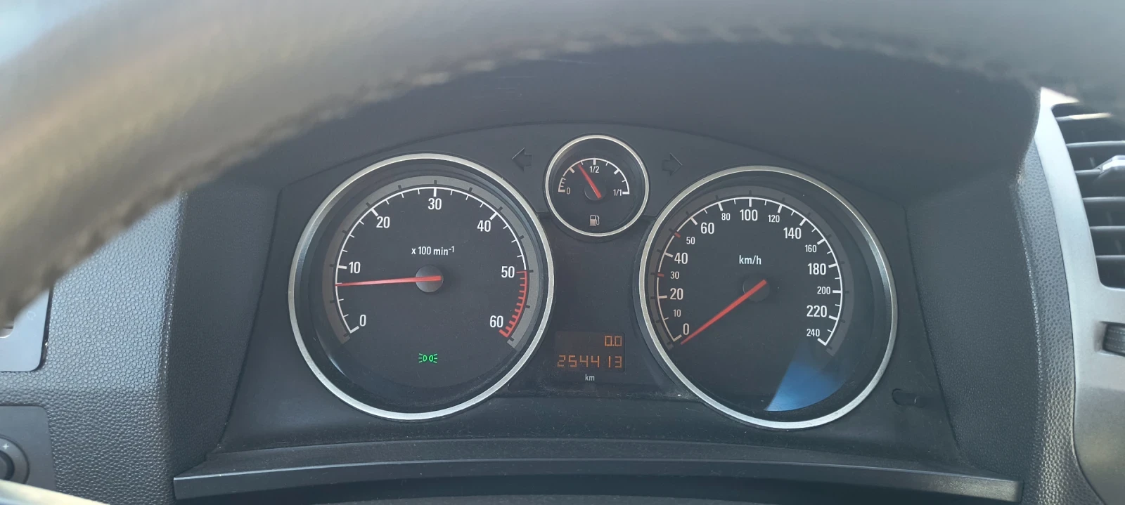 Opel Zafira, снимка 7 - Автомобили и джипове - 55436876