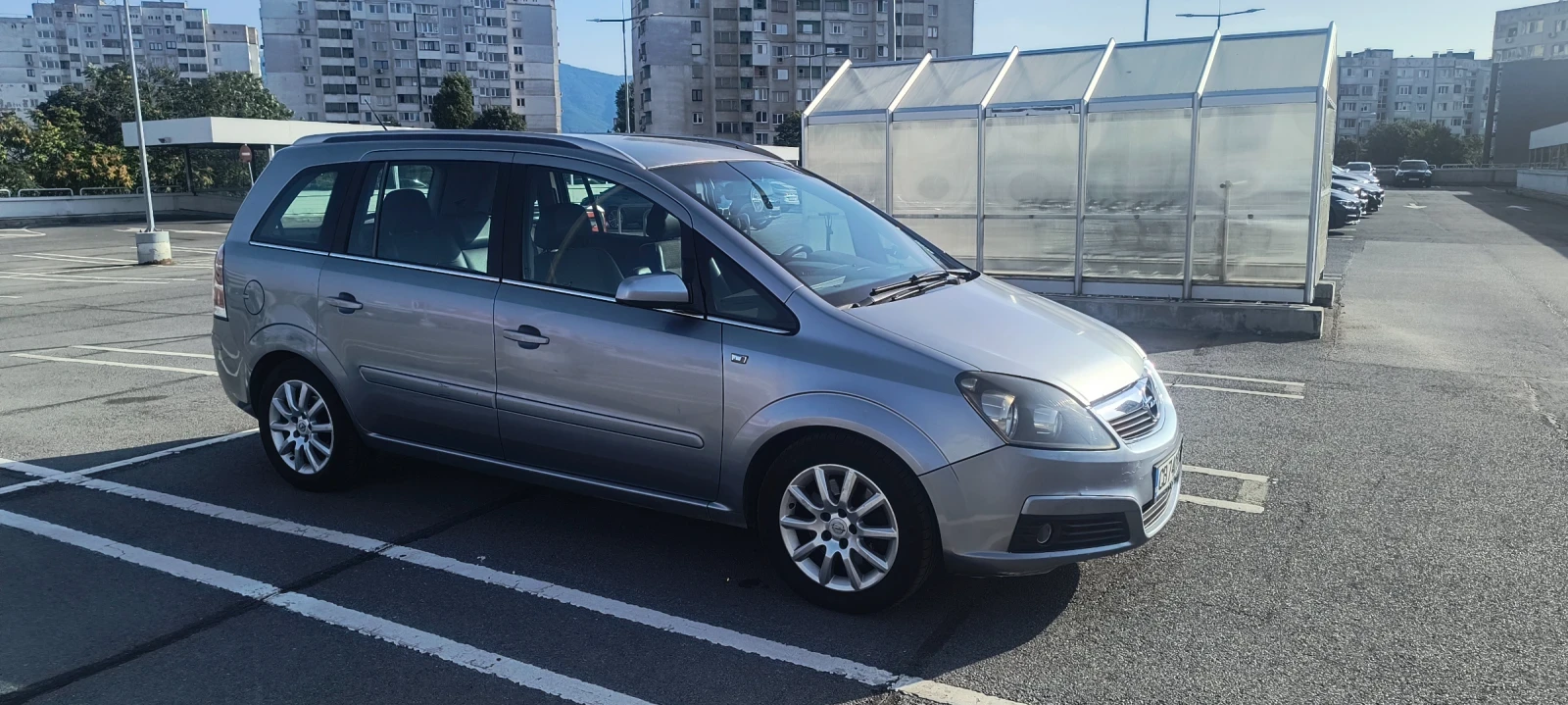 Opel Zafira, снимка 2 - Автомобили и джипове - 55436876