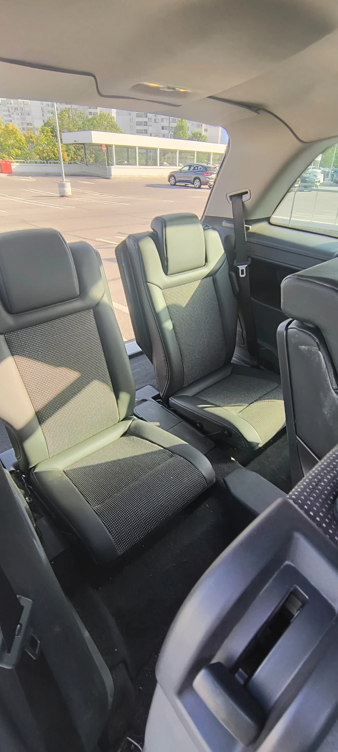 Opel Zafira, снимка 12 - Автомобили и джипове - 55436876