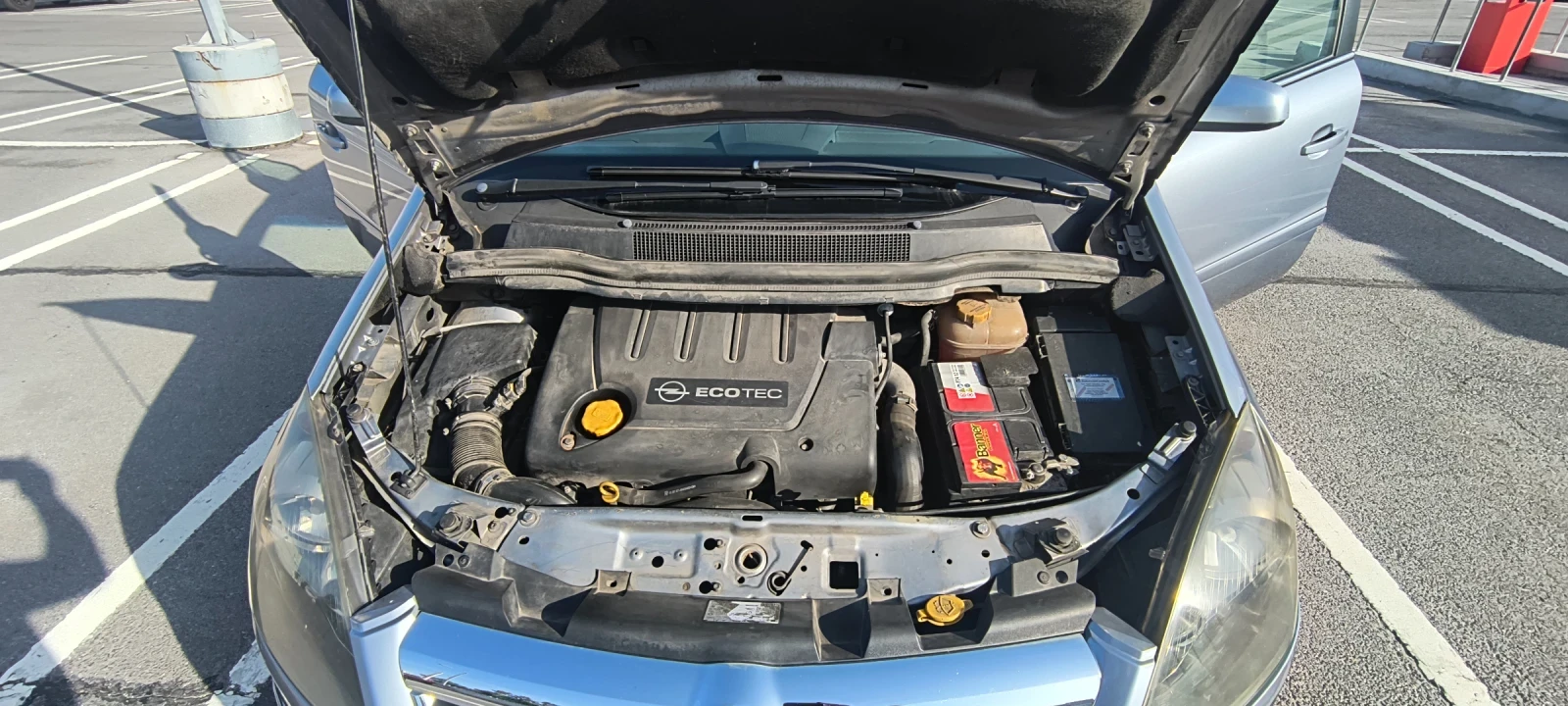 Opel Zafira, снимка 15 - Автомобили и джипове - 55436876