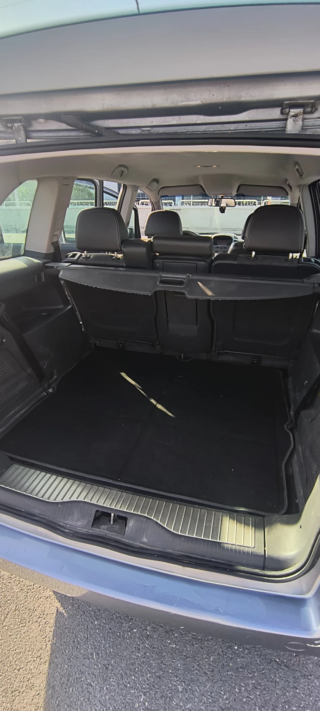 Opel Zafira, снимка 10 - Автомобили и джипове - 55436876