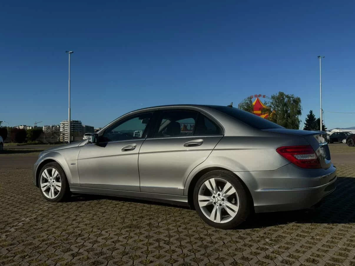 Mercedes-Benz C 200, снимка 3 - Автомобили и джипове - 55617397