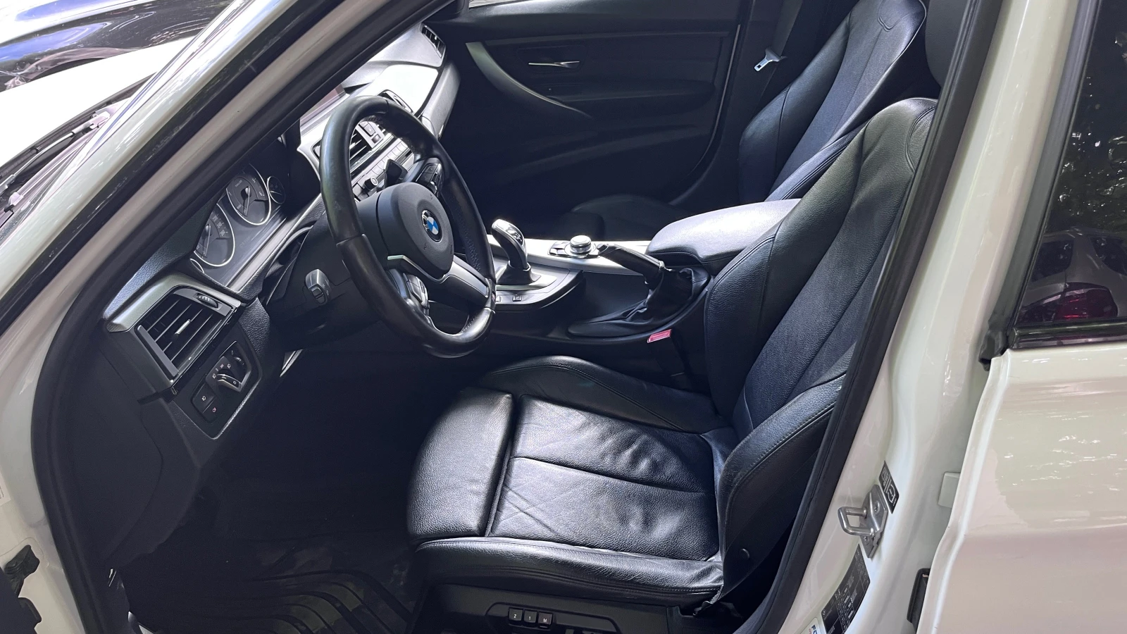 BMW 330 d M Paket F31 , снимка 6 - Автомобили и джипове - 55669598