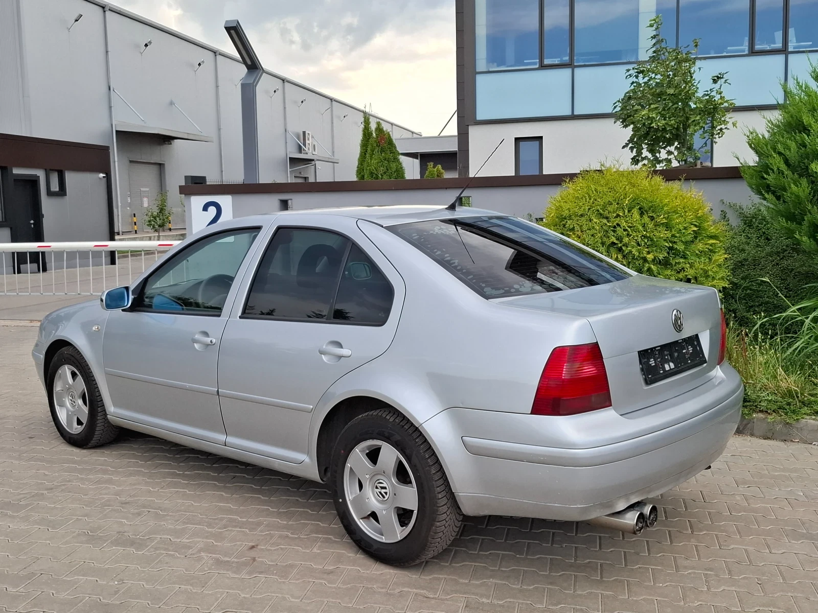 VW Bora 1.9TDI* (90кс)* FACELIFT* НОВ ВНОС* , снимка 6 - Автомобили и джипове - 55804223