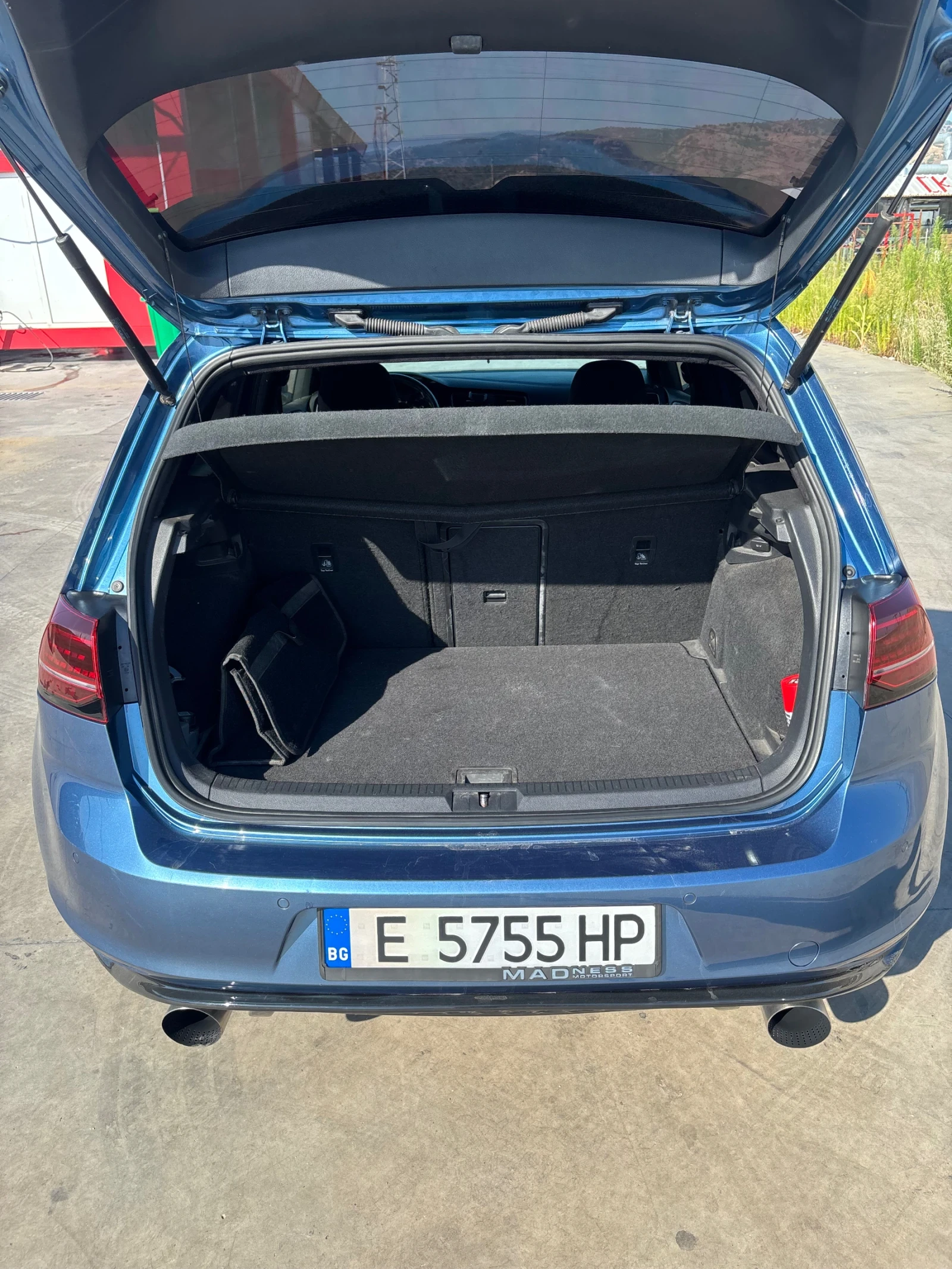 VW Golf, снимка 7 - Автомобили и джипове - 56016226