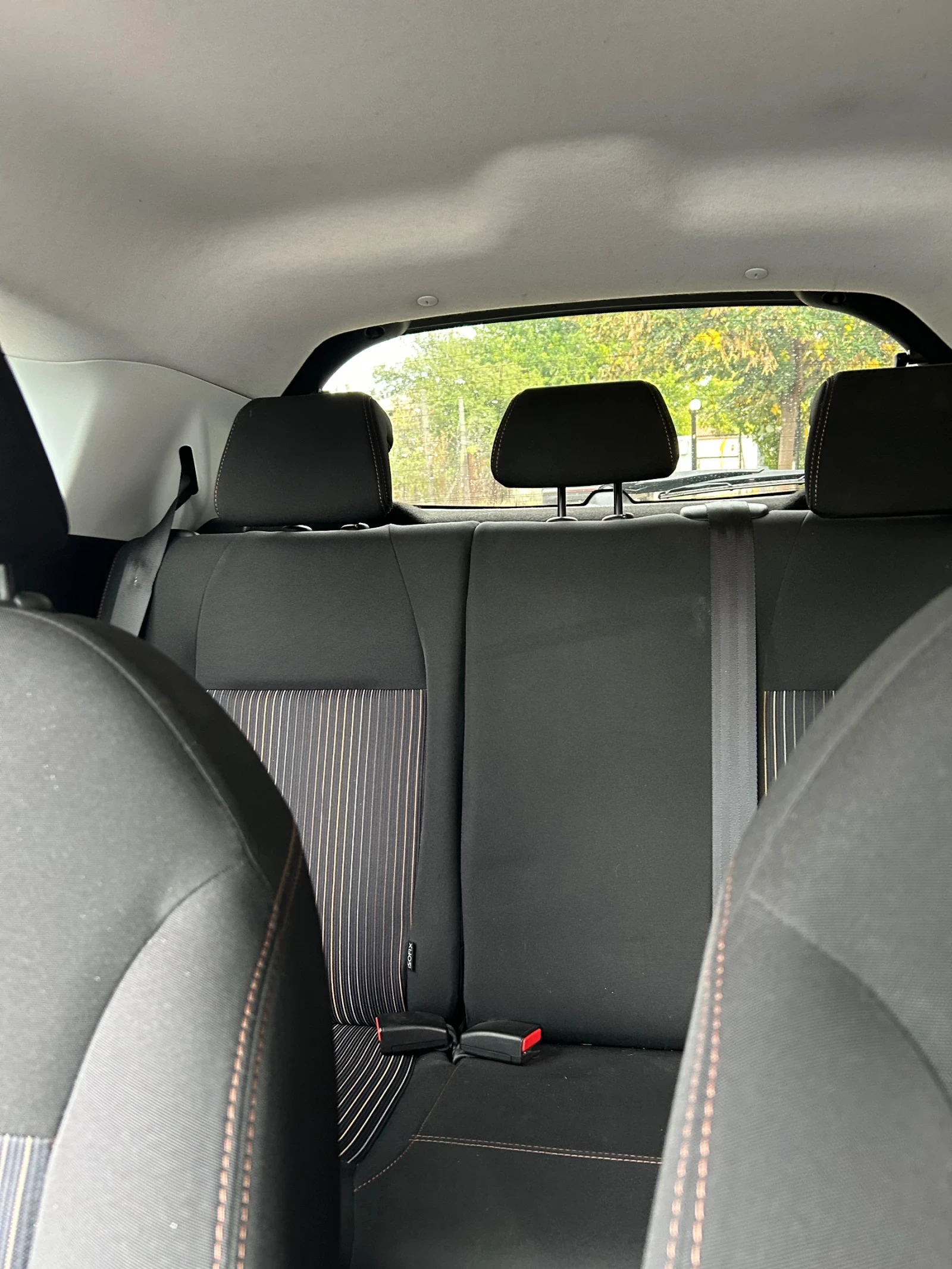 Peugeot 208, снимка 9 - Автомобили и джипове - 56645863