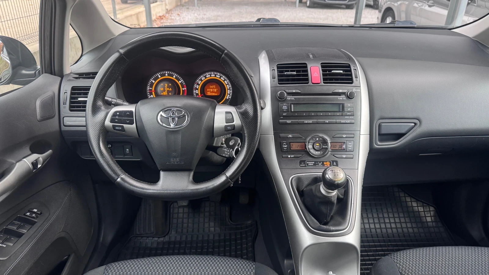 Toyota Auris 1.6VVT-i 131�� * ���������*  | Mobile.bg � ����������� 11