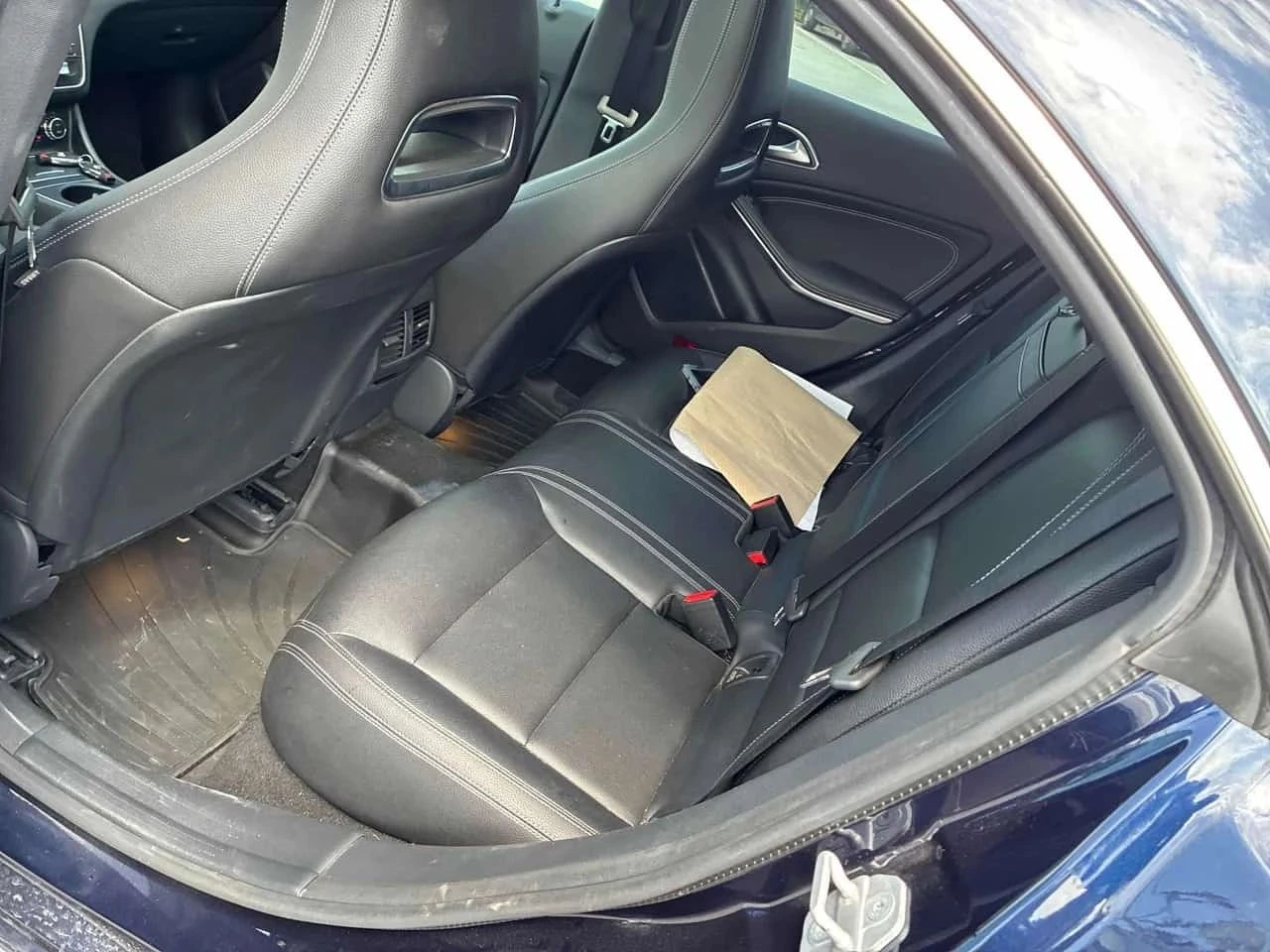 Mercedes-Benz CLA 250, снимка 13 - Автомобили и джипове - 56739642