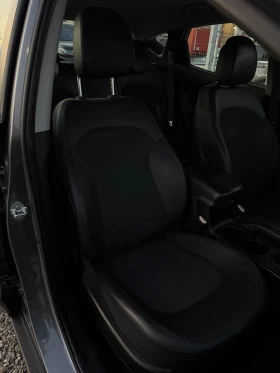 Hyundai IX35 1.7 CRDI  NAVI 4-ПОДГРЕВА, снимка 13