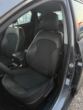 Hyundai IX35 1.7 CRDI  NAVI 4-ПОДГРЕВА, снимка 9